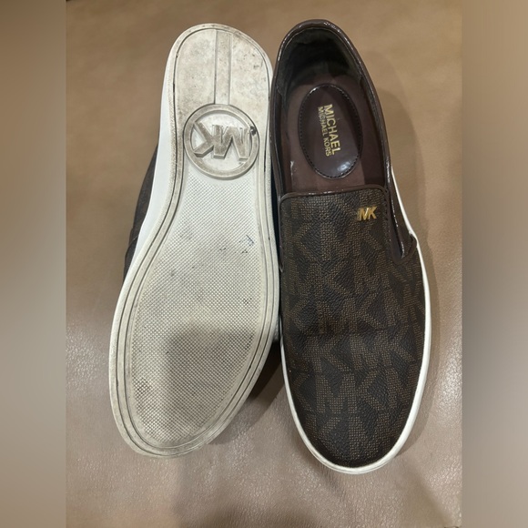 Micheal Kors shoes - Picture 5 of 5
